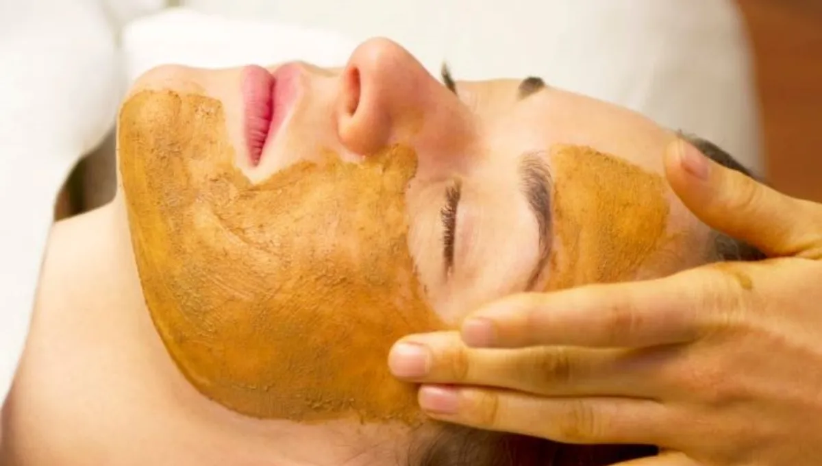 Ayurvedic Facial Therapy